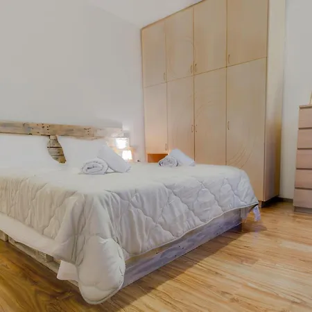 Alesti House With Garden And Private Access Apartmán Benitses (Corfu)
