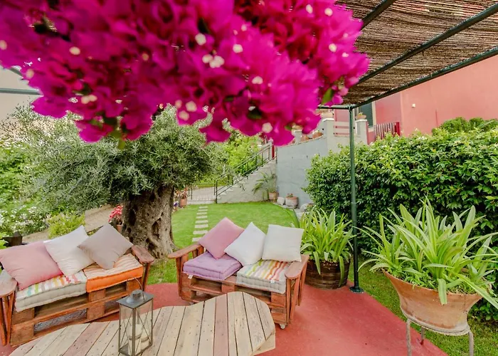 Alesti House With Garden And Private Access بينيتسيس